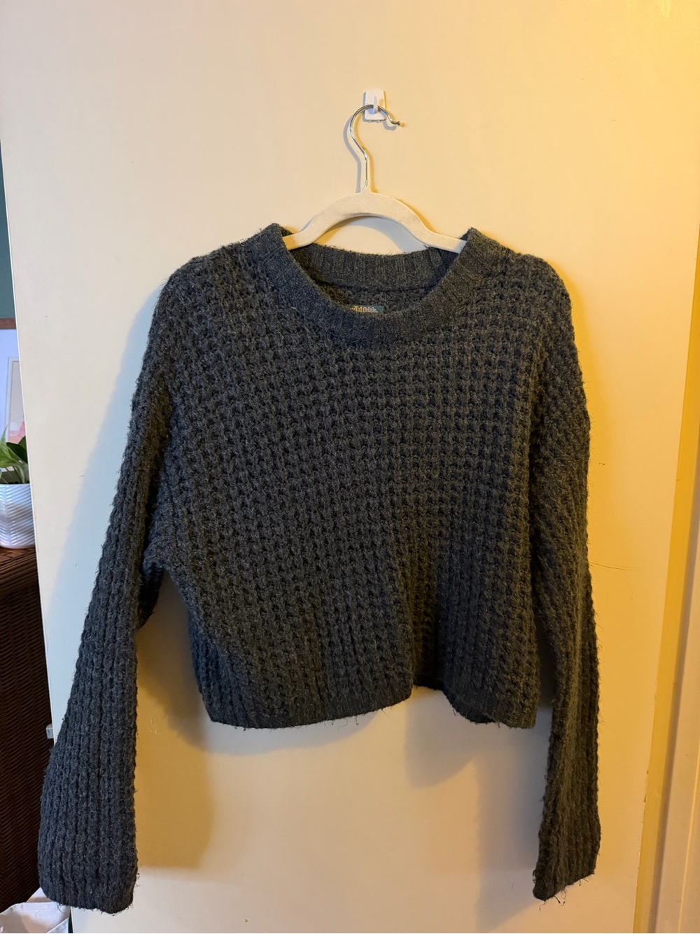 Charcoal Waffle Knit Crewneck Sweater - Women